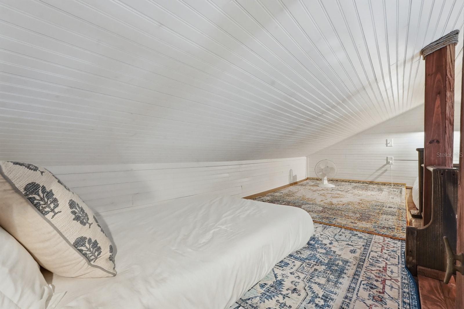 Image 89 of 100 For 266 Drayton Island Road