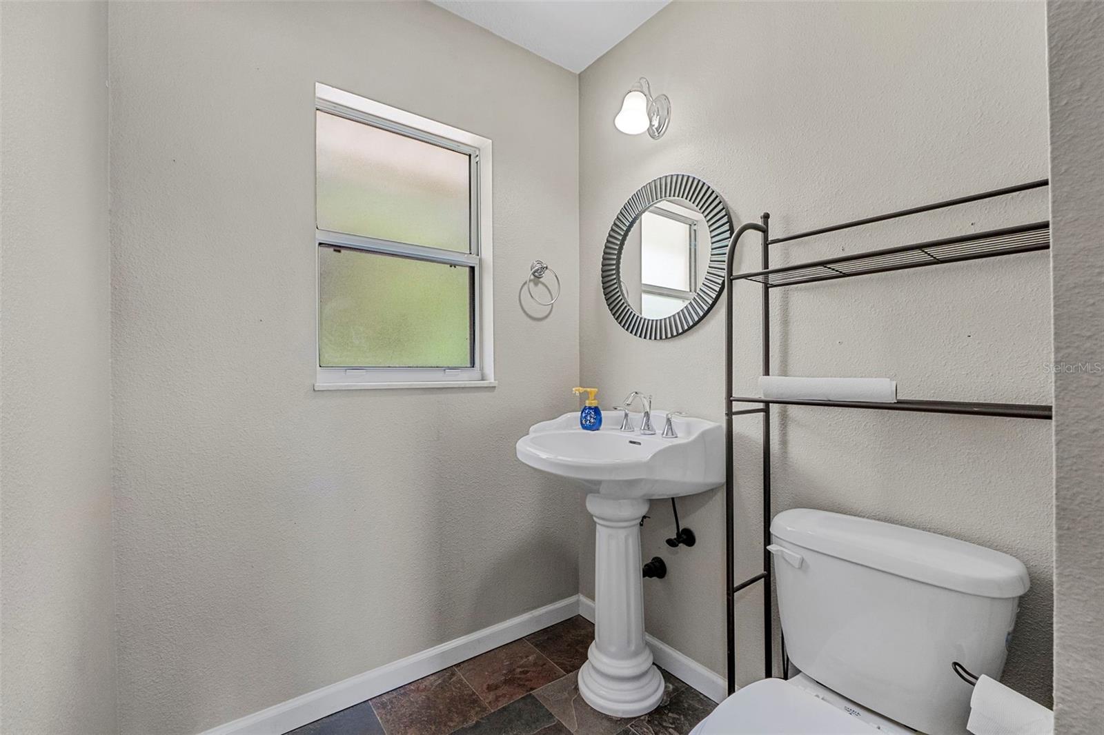 Image 8 of 35 For 109 Wynot Way