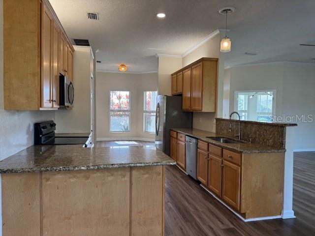 Image 15 of 18 For 7 Deerwood Street