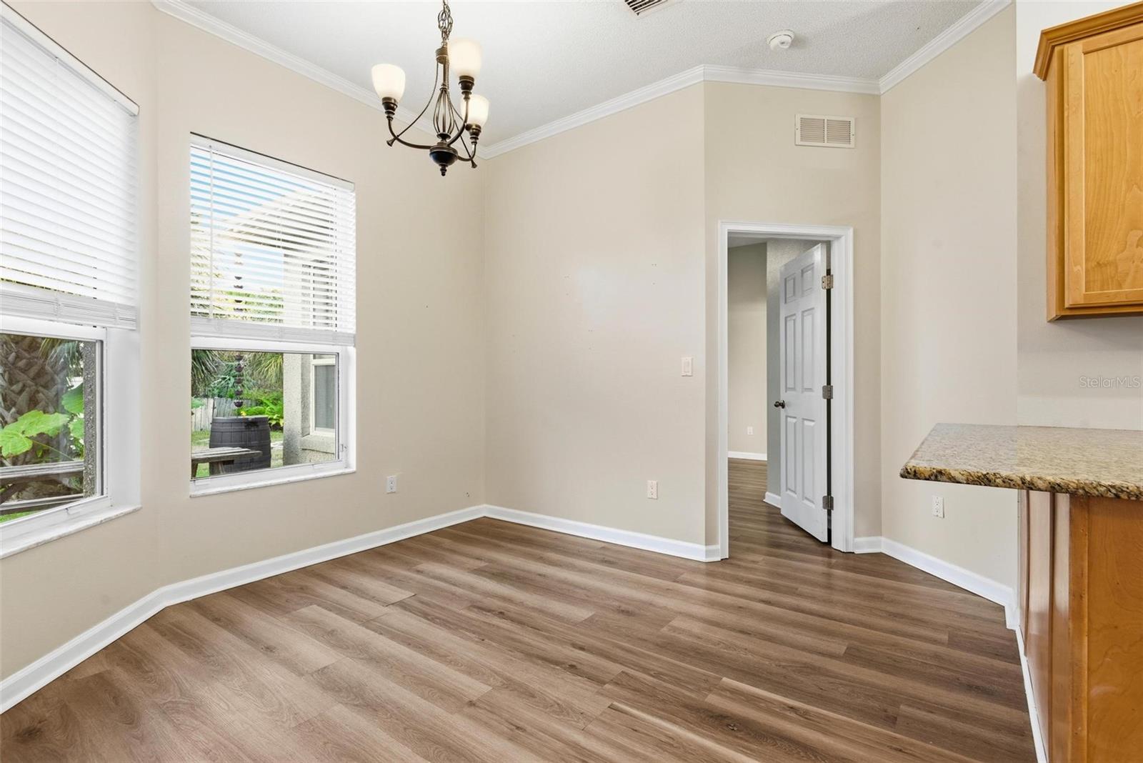 Image 31 of 66 For 7 Deerwood Street