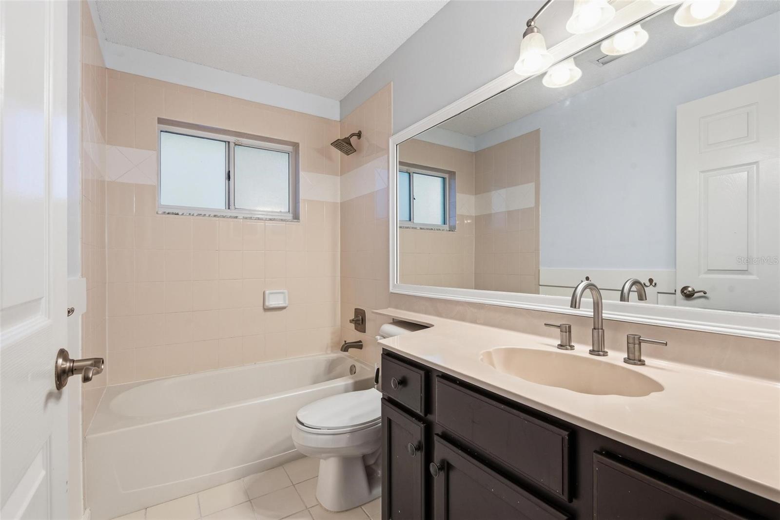 Image 34 of 66 For 7 Deerwood Street