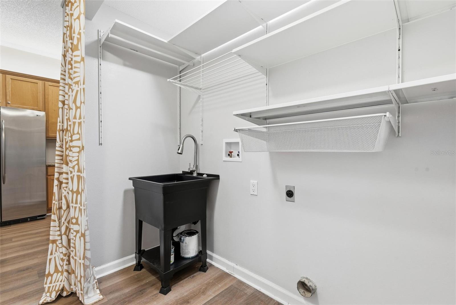 Image 38 of 66 For 7 Deerwood Street