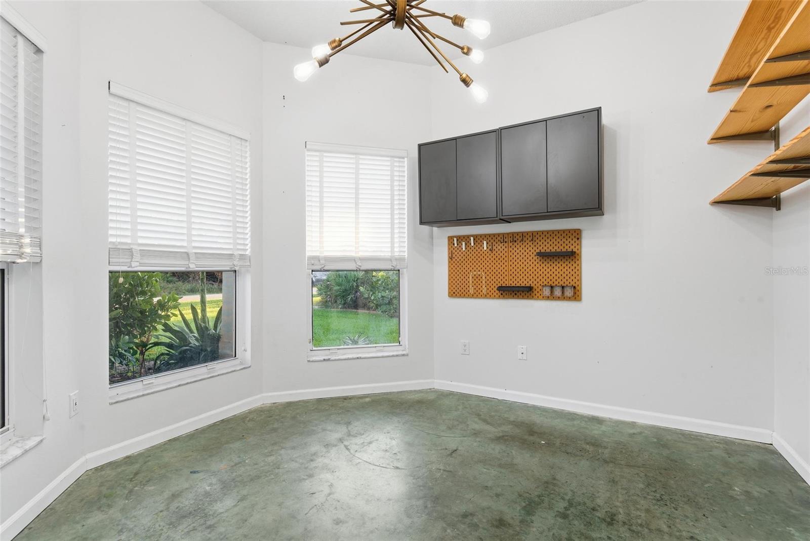 Image 49 of 66 For 7 Deerwood Street