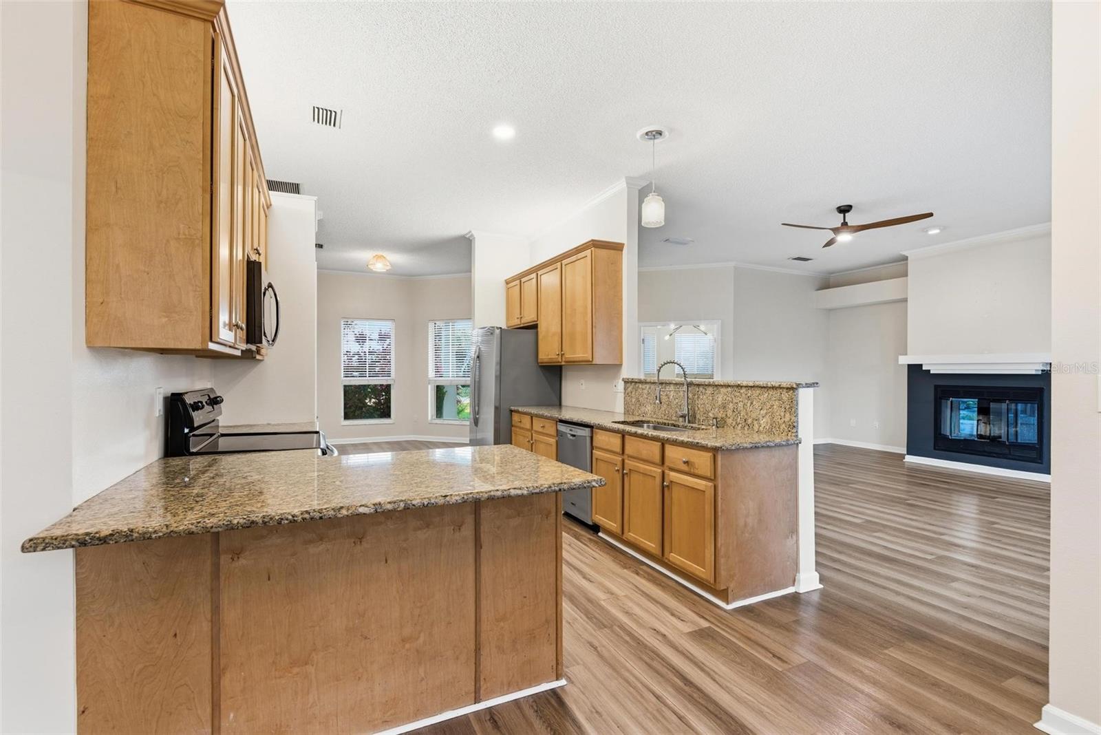 Image 53 of 66 For 7 Deerwood Street