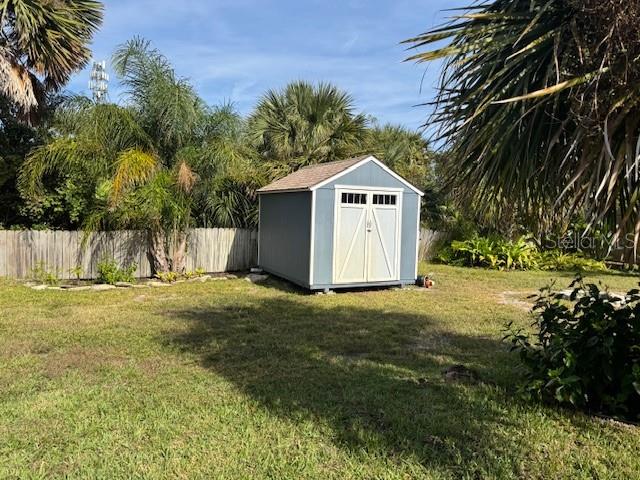 Image 8 of 18 For 7 Deerwood Street