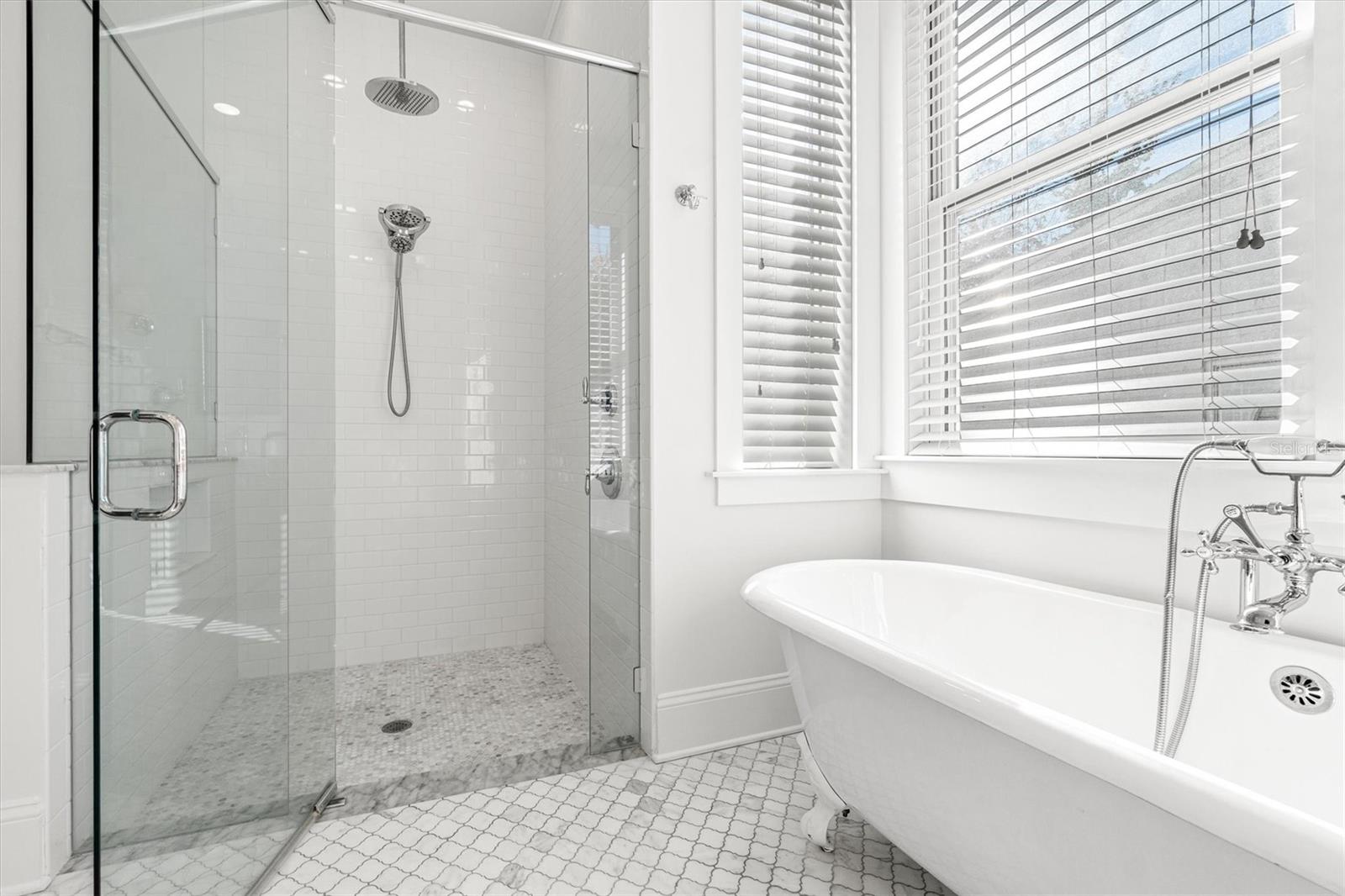 Image 44 of 87 For 31 Cincinnati Avenue