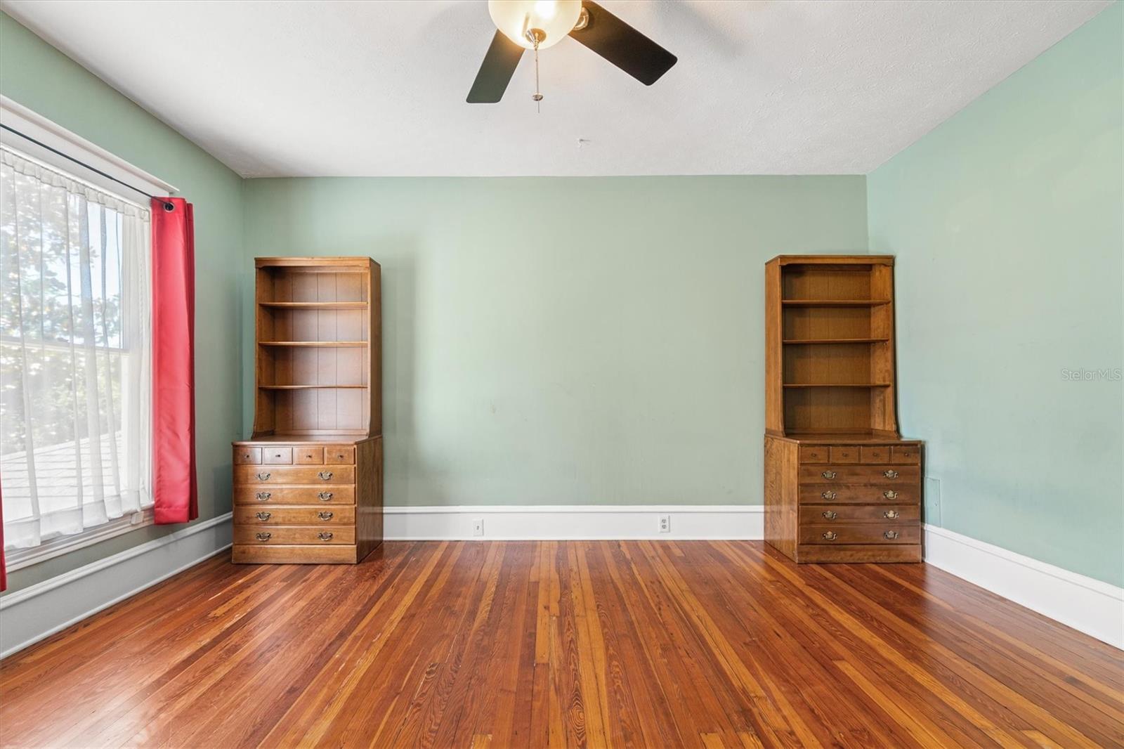 Image 51 of 87 For 31 Cincinnati Avenue