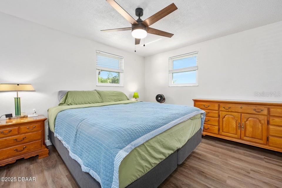 Image 17 of 34 For 1448 Flomich Street