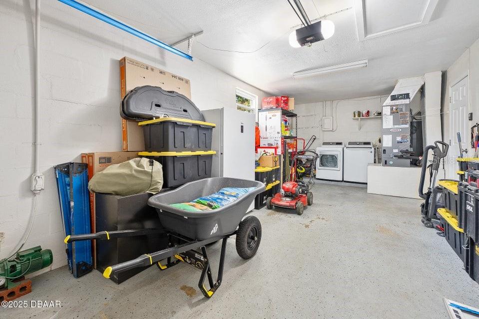 Image 22 of 34 For 1448 Flomich Street