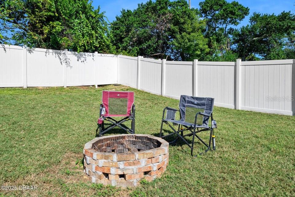 Image 27 of 34 For 1448 Flomich Street