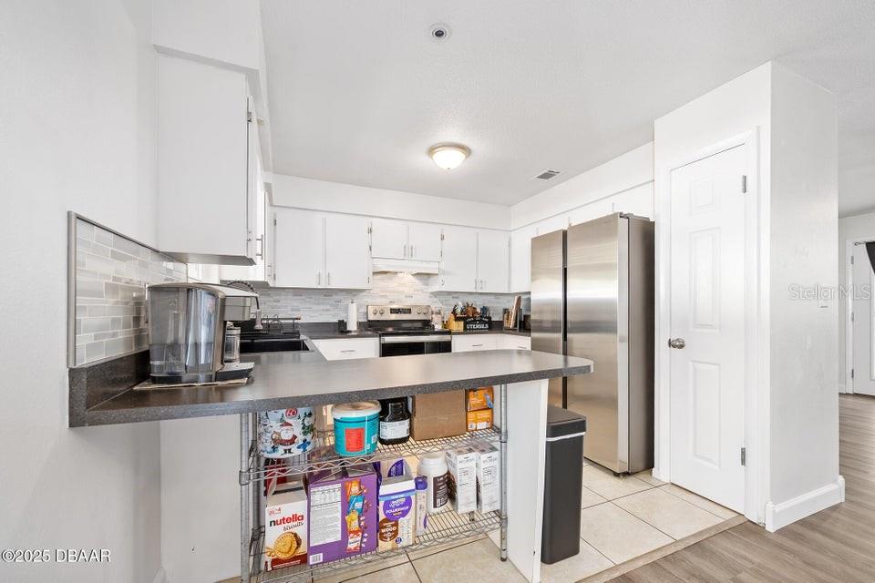 Image 9 of 34 For 1448 Flomich Street