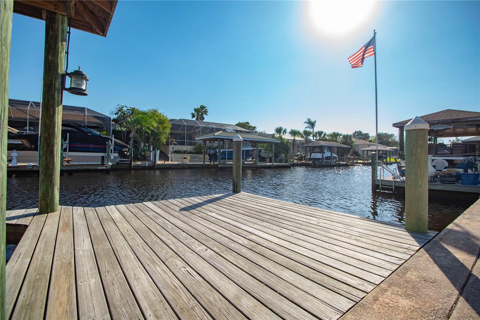 Image 3 of 26 For 20 Coconut Court