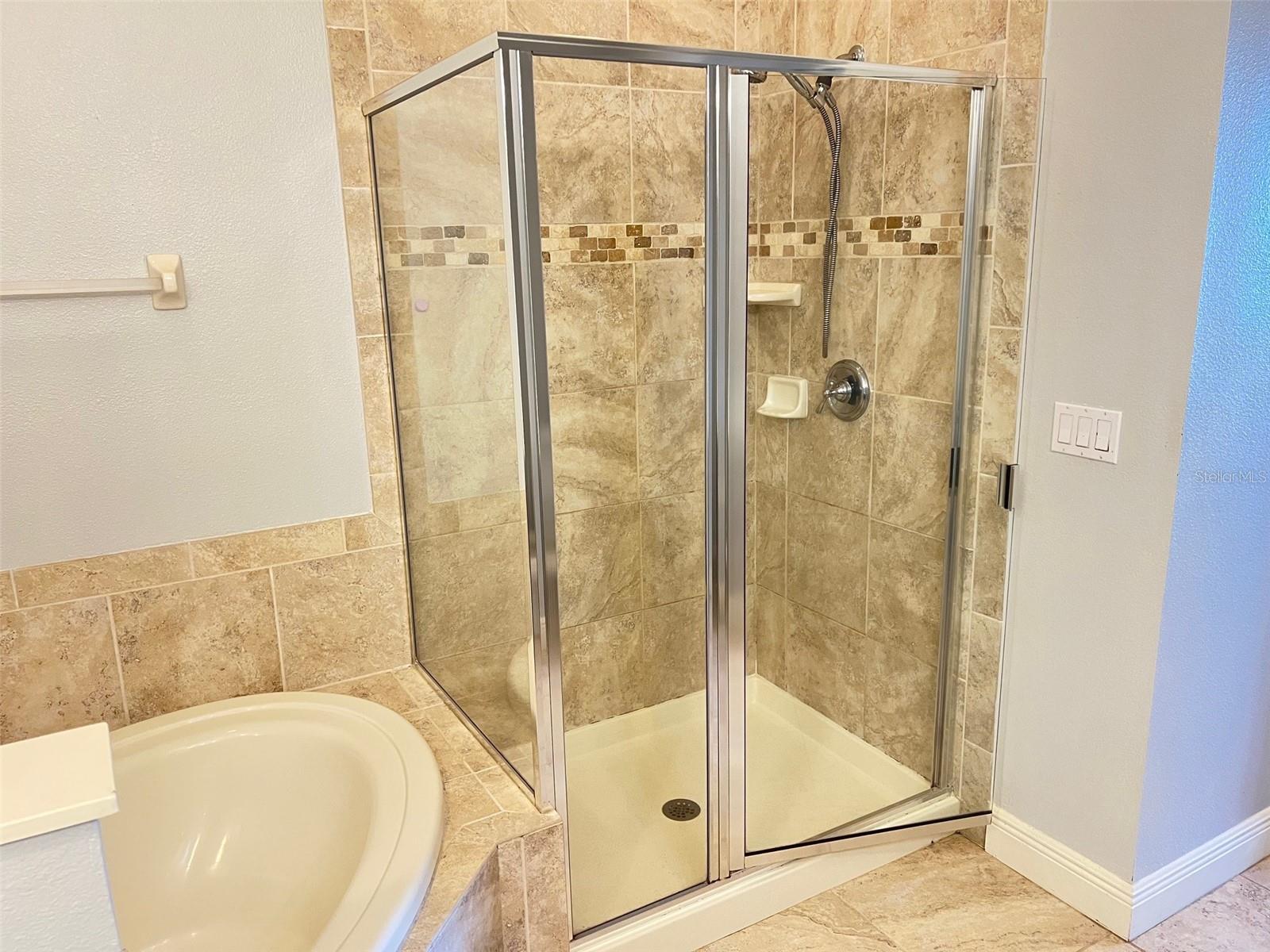 Image 16 of 55 For 35 Riverview Bend S 1845