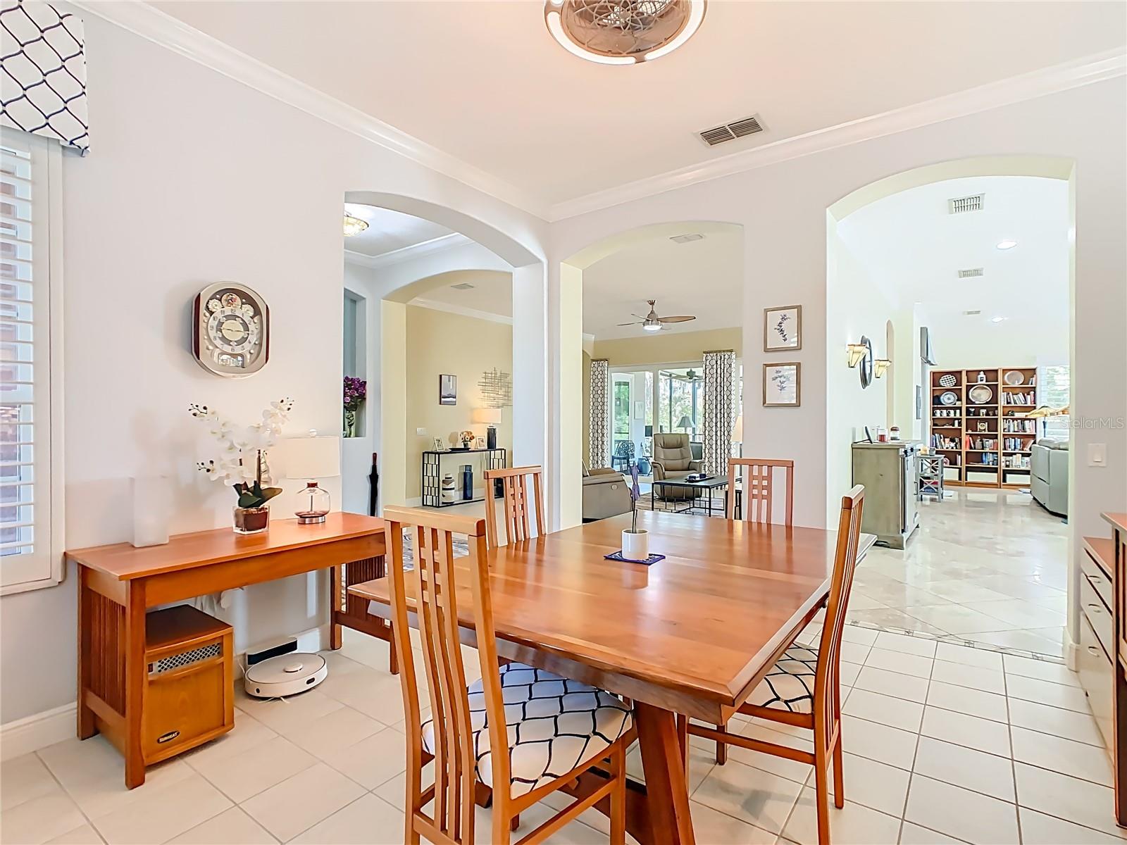 Image 13 of 25 For 1155 Glendora Road N