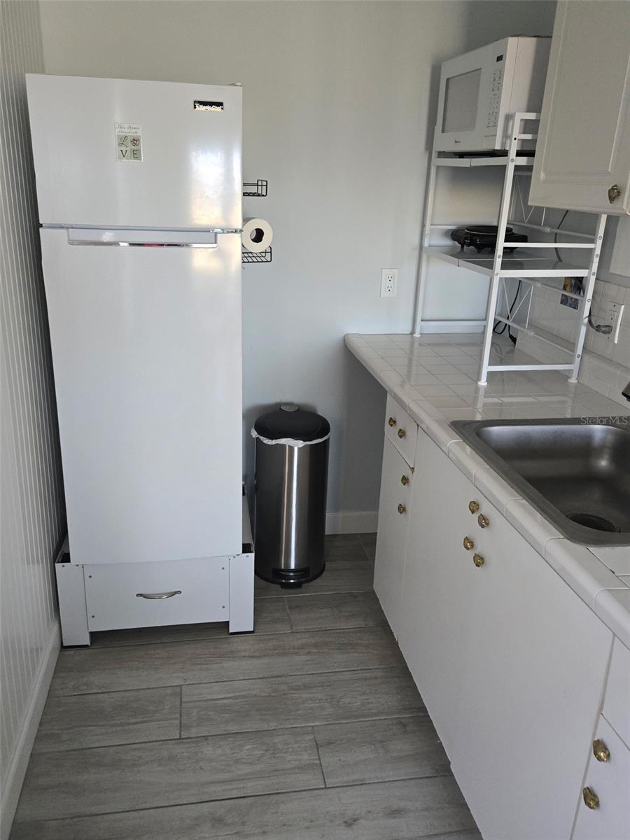 Image 2 of 8 For 1541 North Ocean Shore B