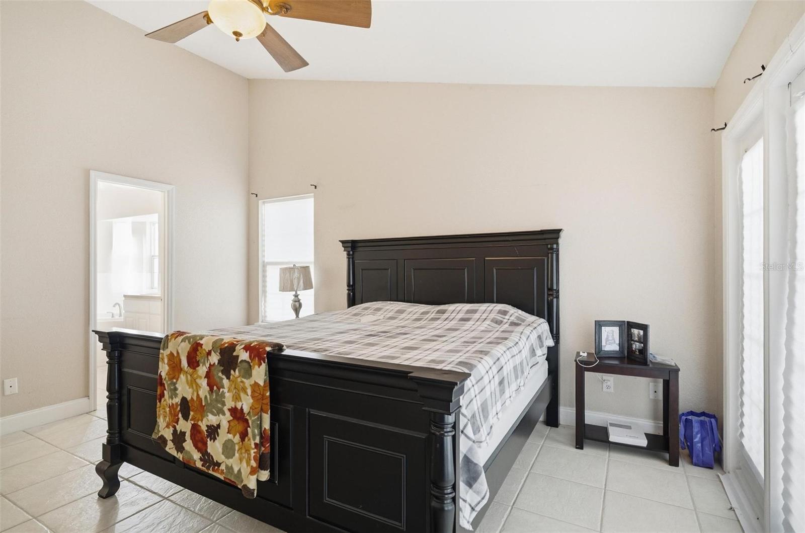 Image 19 of 56 For 5068 Greylock Court