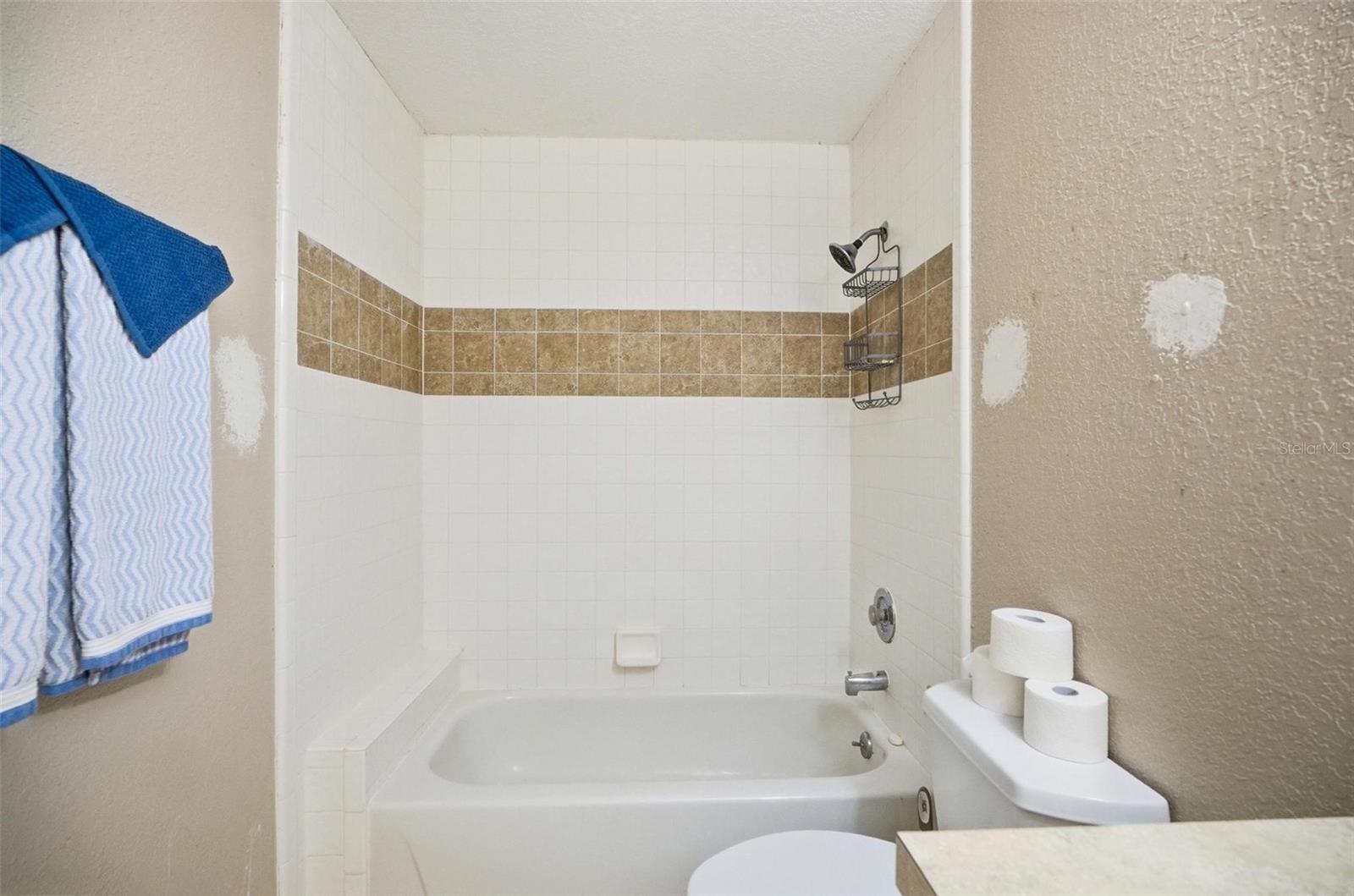 Image 26 of 56 For 5068 Greylock Court