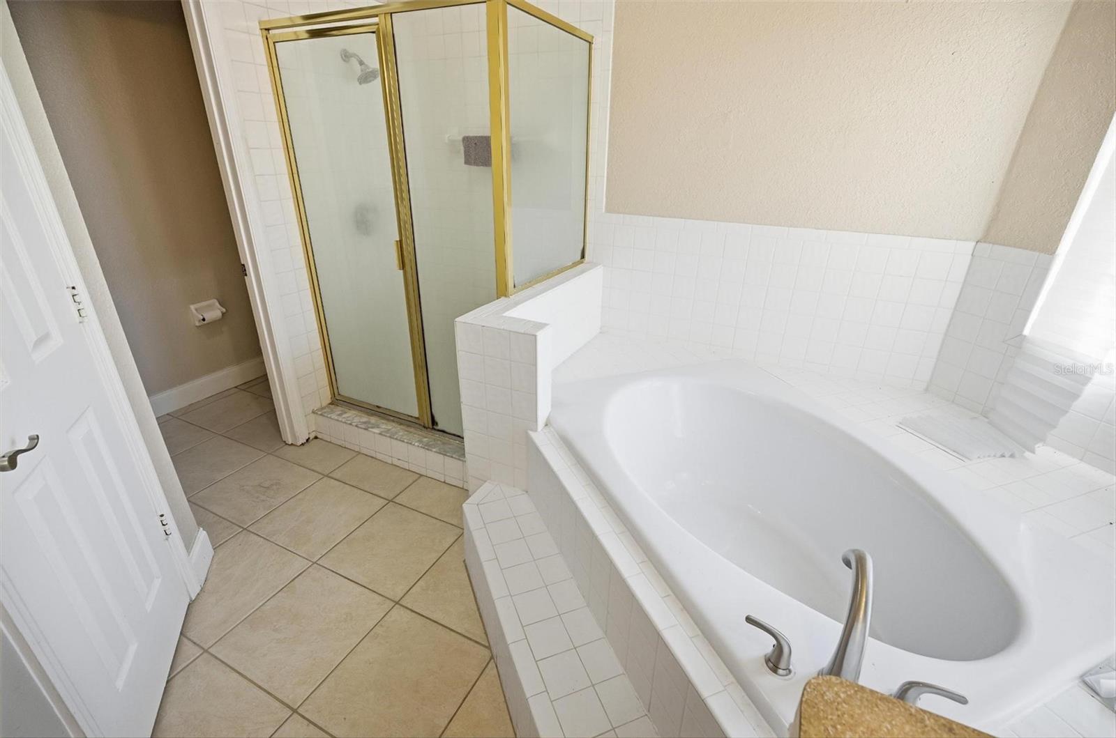 Image 30 of 56 For 5068 Greylock Court