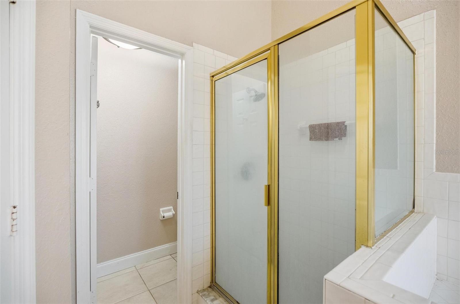 Image 32 of 56 For 5068 Greylock Court