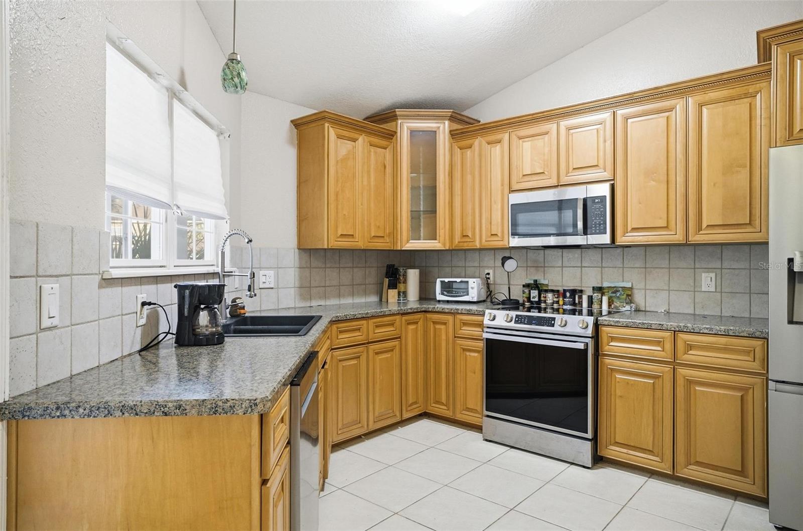 Image 4 of 56 For 5068 Greylock Court