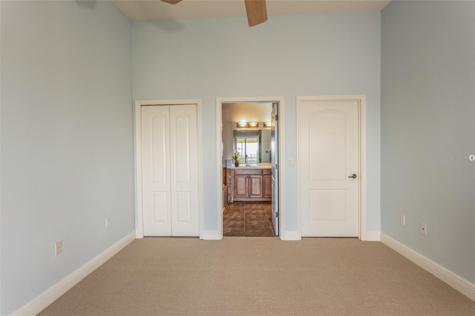 Image 10 of 32 For 55 Riverview Bend S 2044