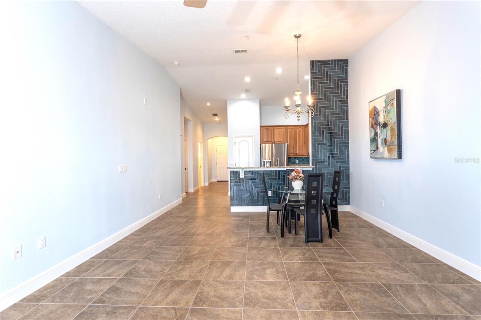 Image 7 of 32 For 55 Riverview Bend S 2044