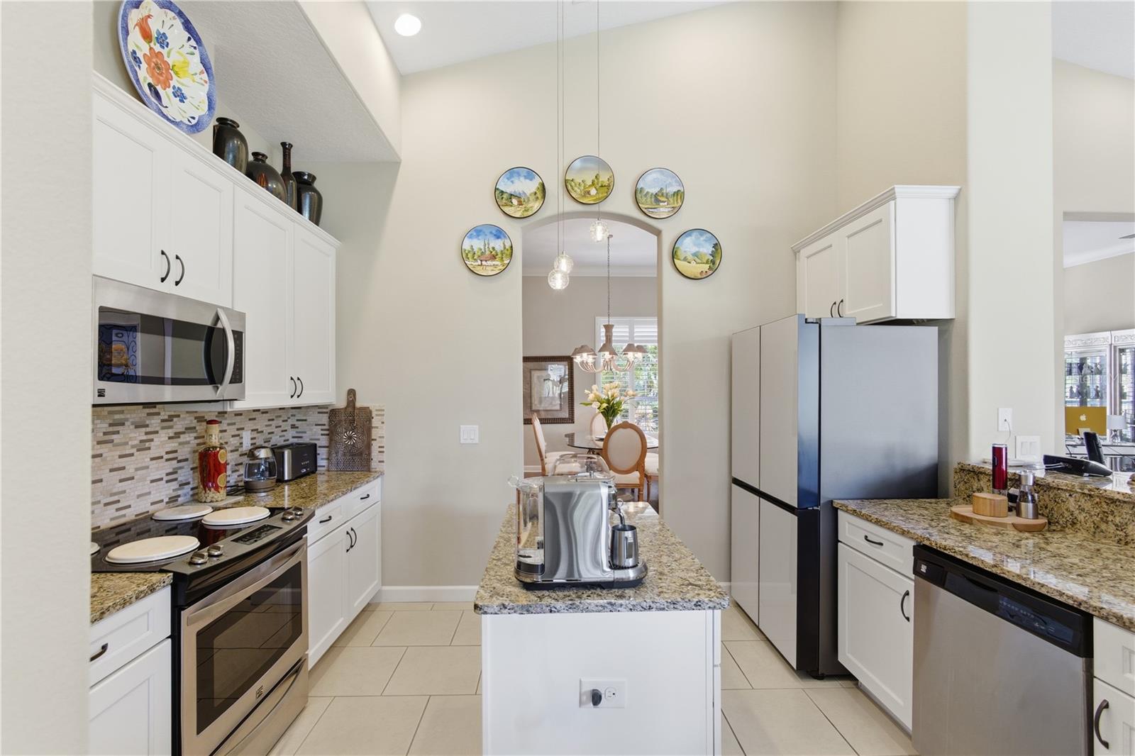 Image 18 of 51 For 45 New Water Oak Drive