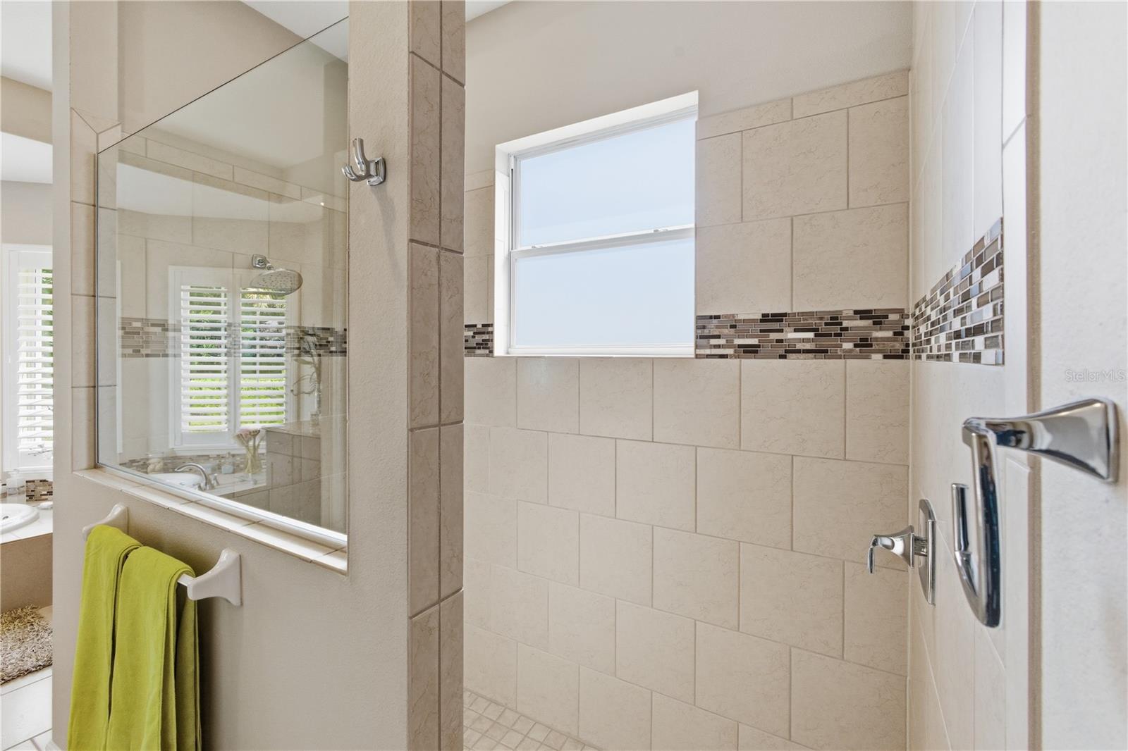 Image 24 of 51 For 45 New Water Oak Drive