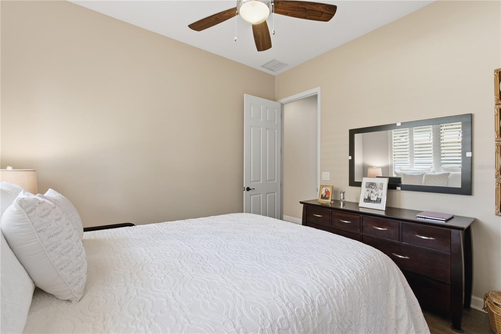 Image 36 of 51 For 45 New Water Oak Drive