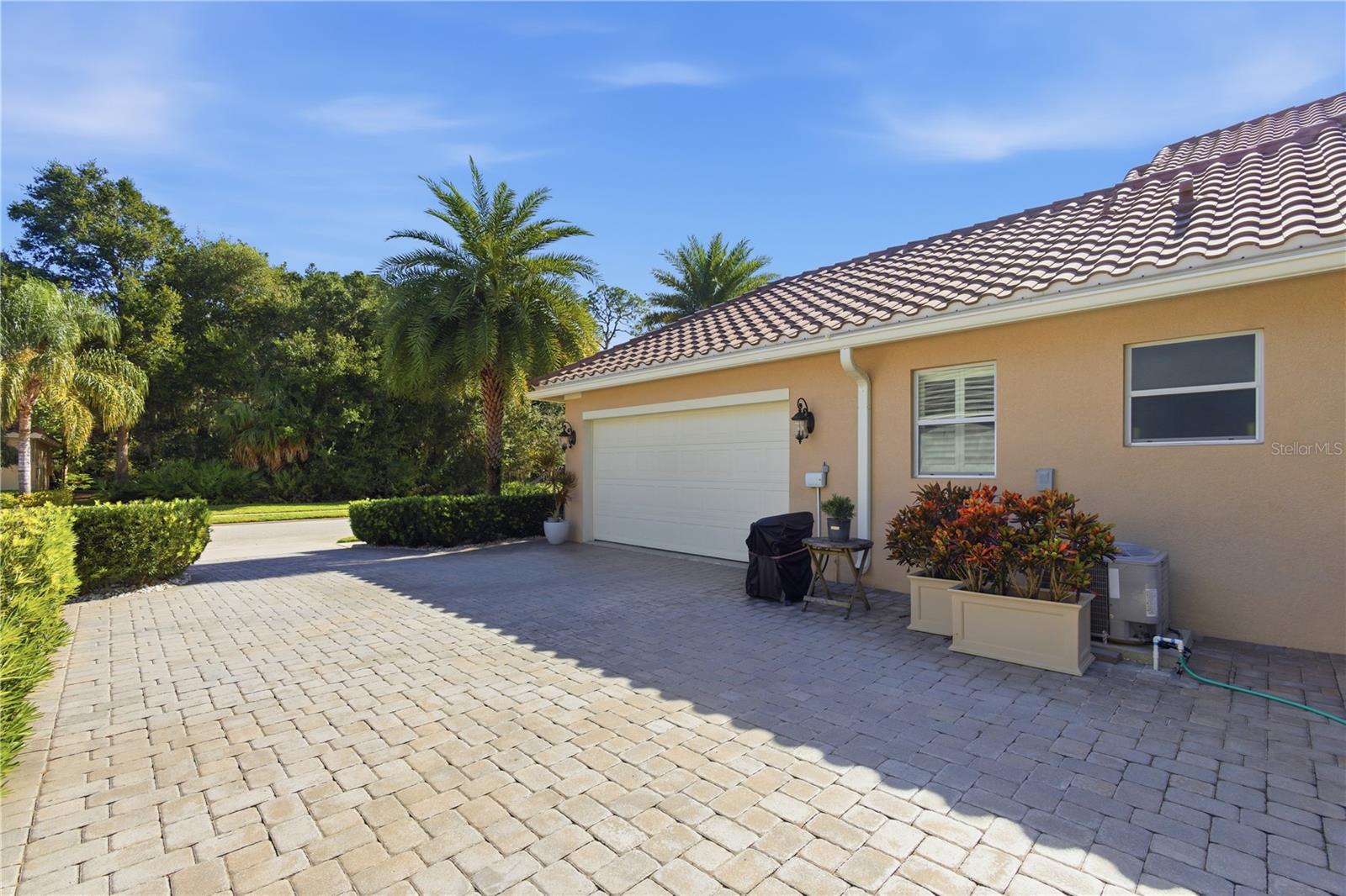 Image 41 of 51 For 45 New Water Oak Drive