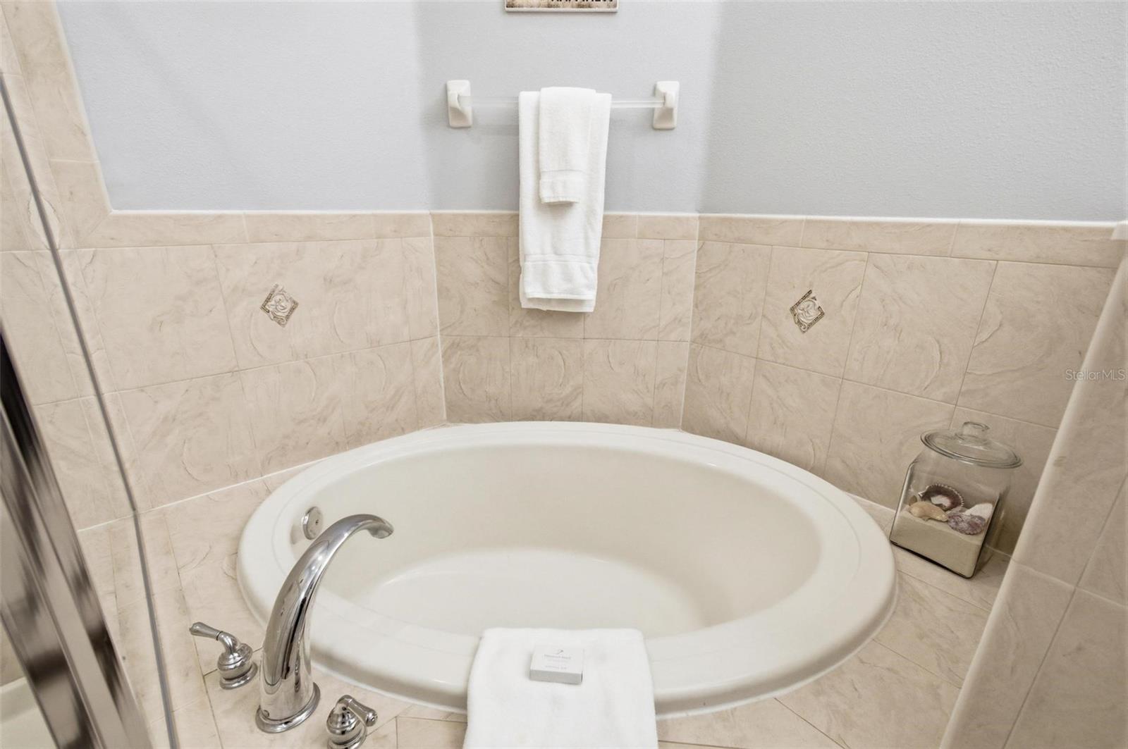 Image 38 of 69 For 5 Ocean Crest Way 1432