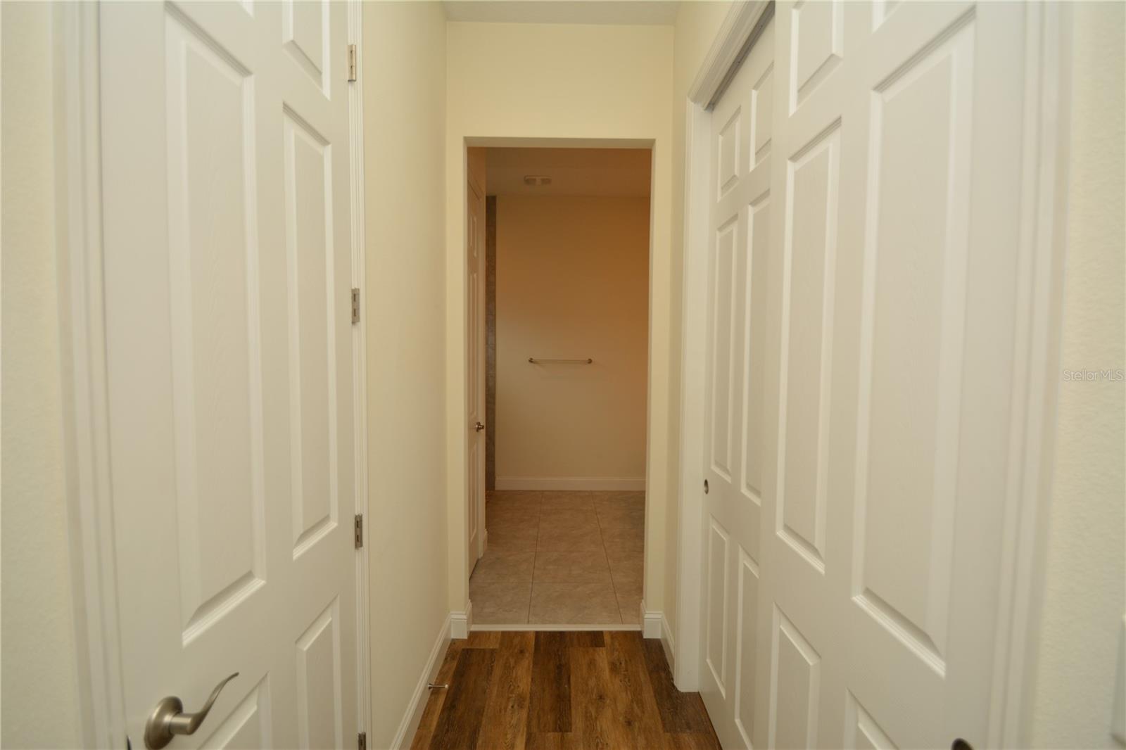 Image 23 of 35 For 61 Green Circle