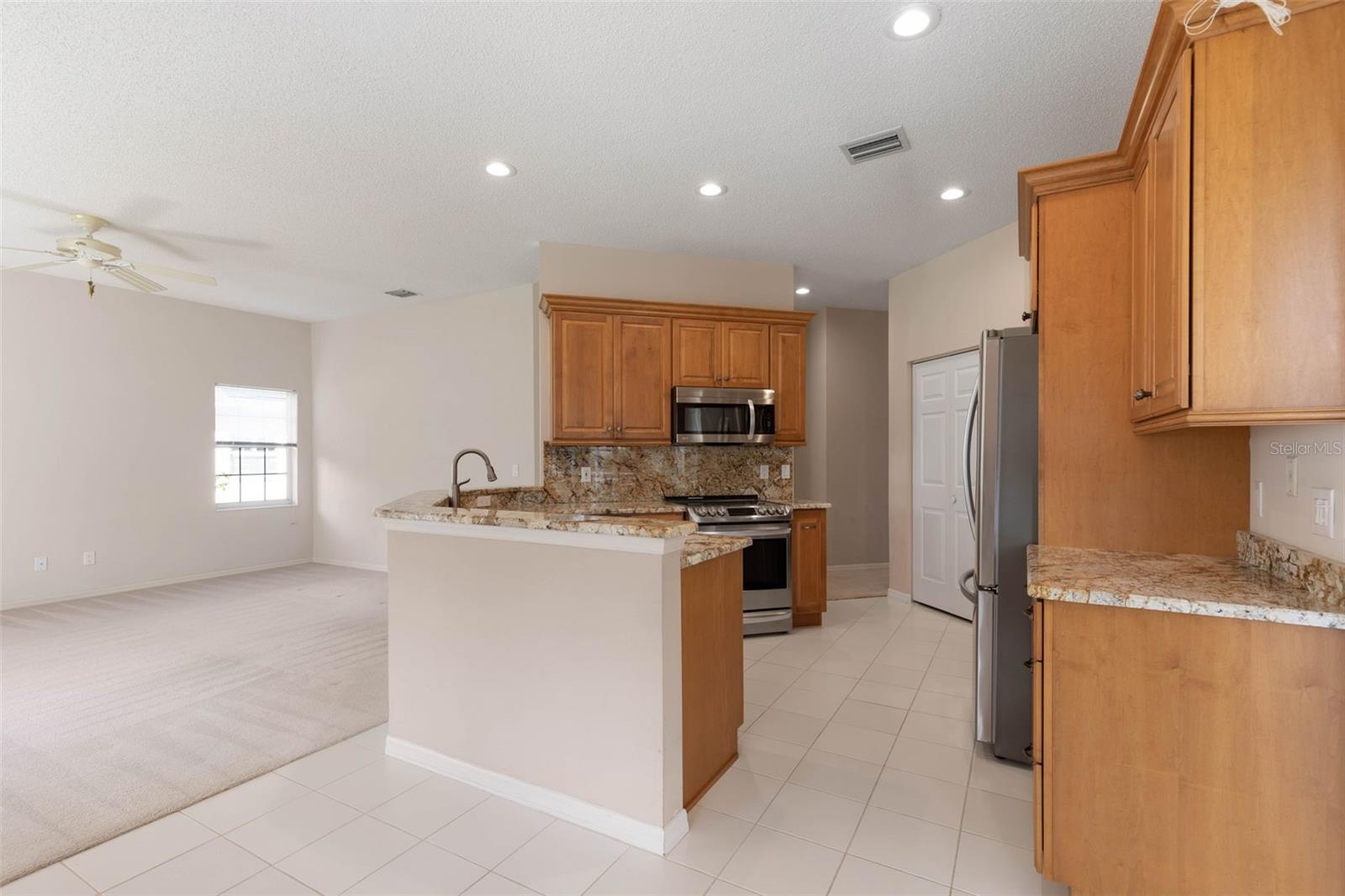 Image 25 of 47 For 3 Tucahoe Way