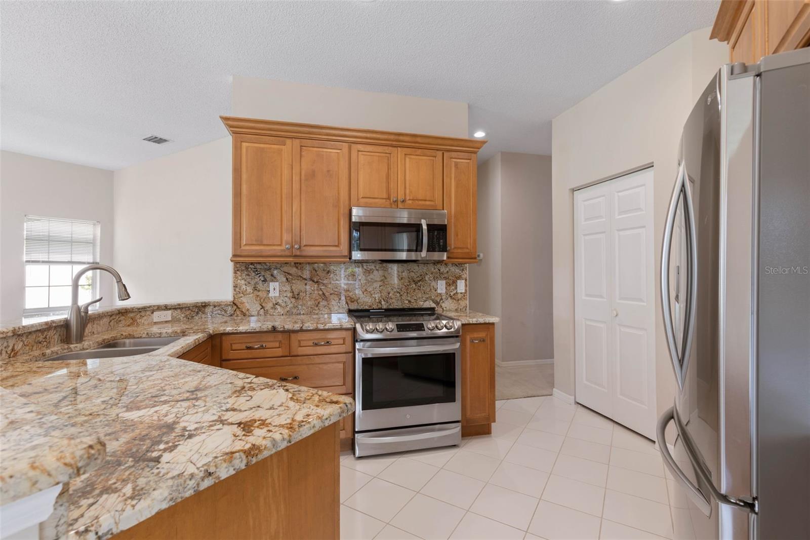 Image 26 of 47 For 3 Tucahoe Way