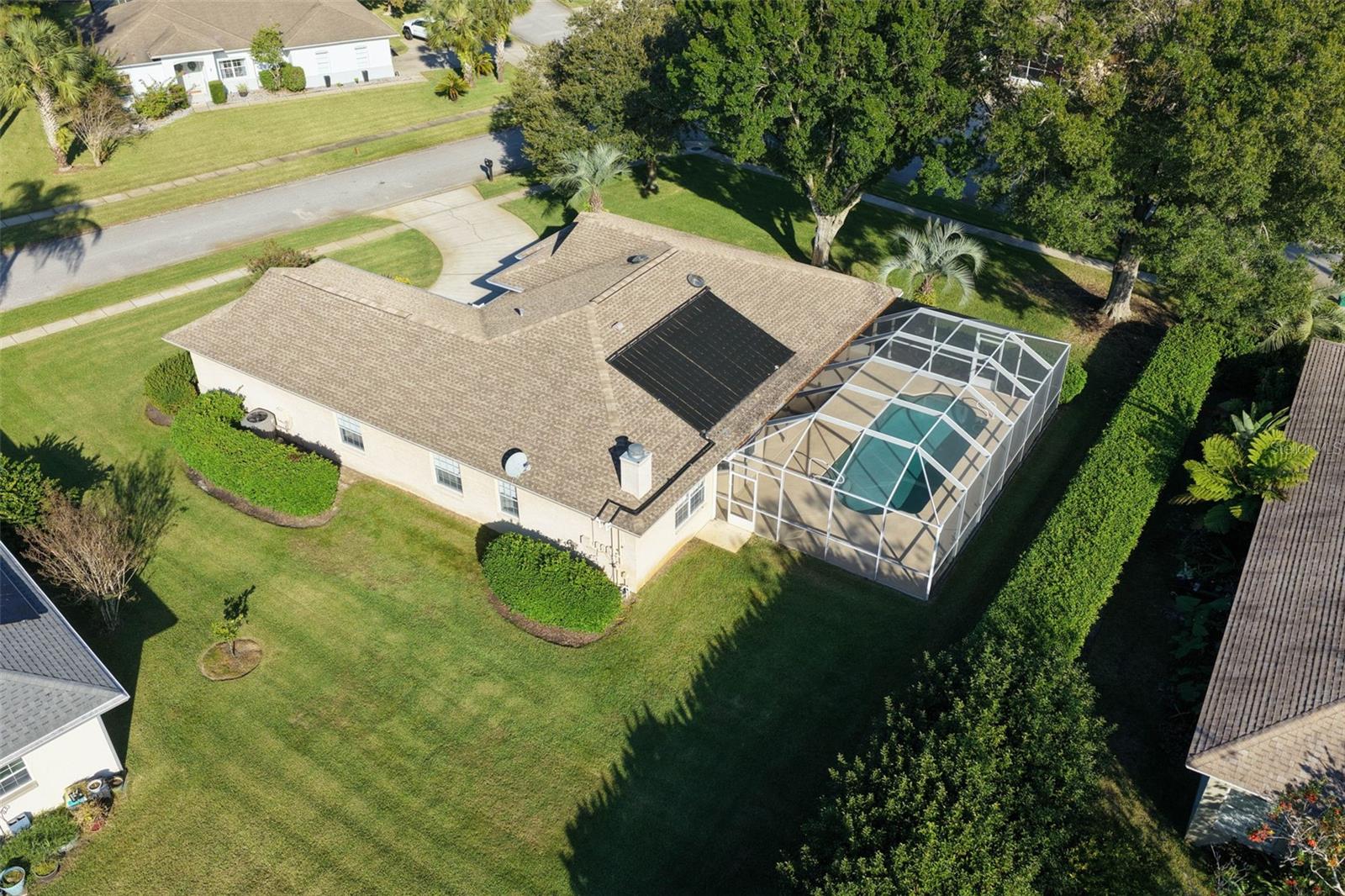 Image 3 of 47 For 3 Tucahoe Way