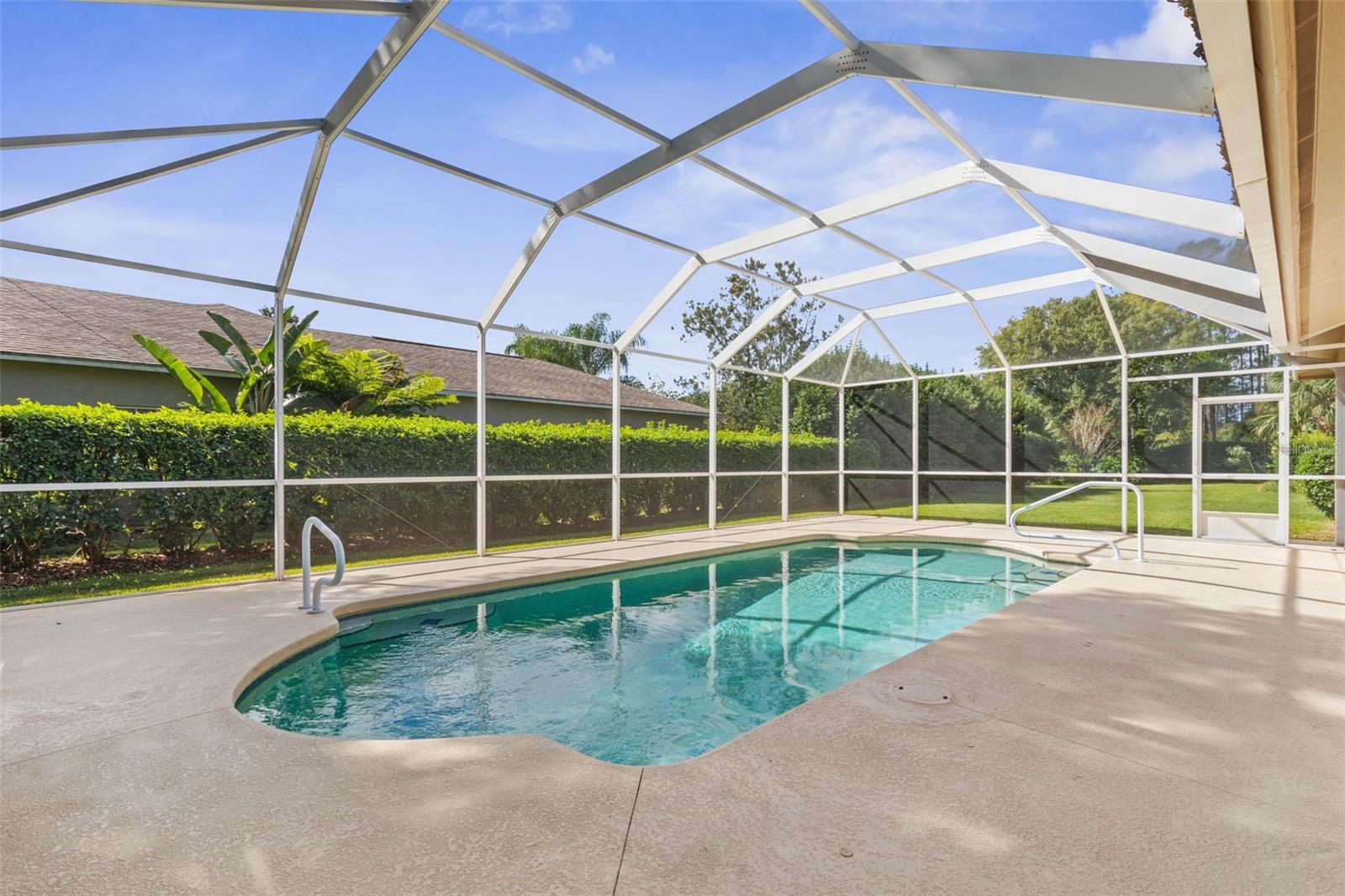 Image 32 of 47 For 3 Tucahoe Way