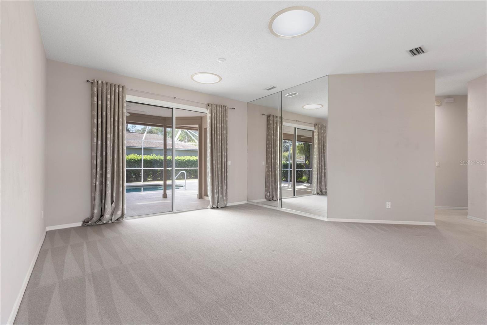 Image 9 of 47 For 3 Tucahoe Way