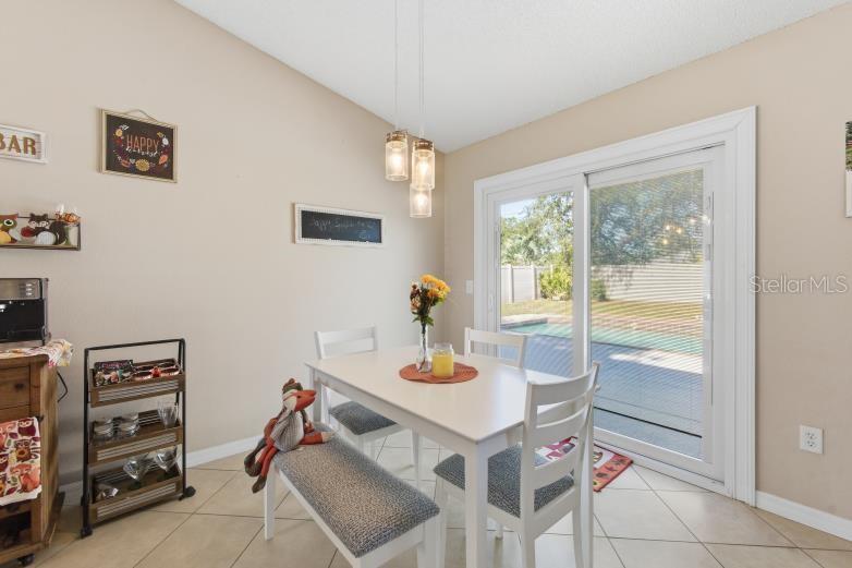 Image 25 of 45 For 8 Rolling Fern Place