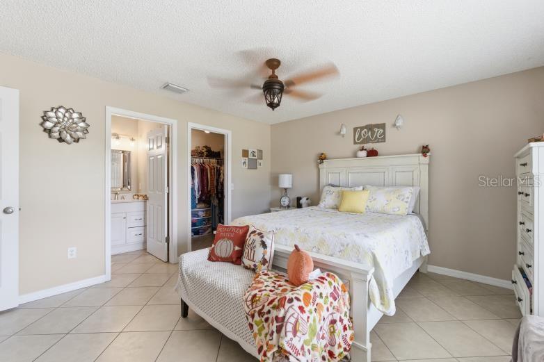 Image 33 of 45 For 8 Rolling Fern Place