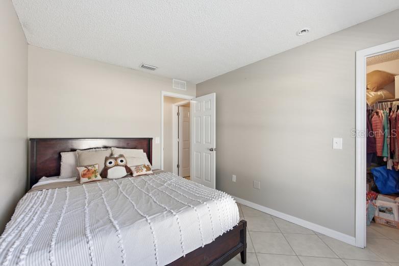 Image 37 of 45 For 8 Rolling Fern Place