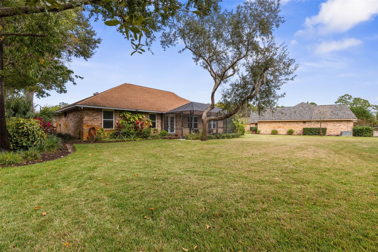 Image 38 of 50 For 11 Cypress View Trail