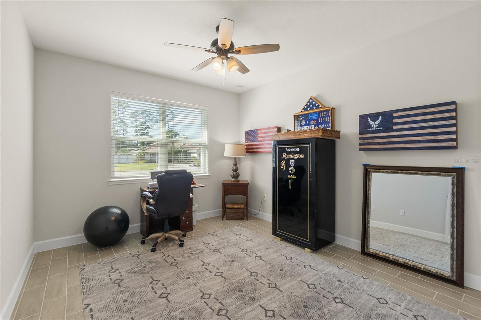 Image 32 of 54 For 5 Roxton Lane