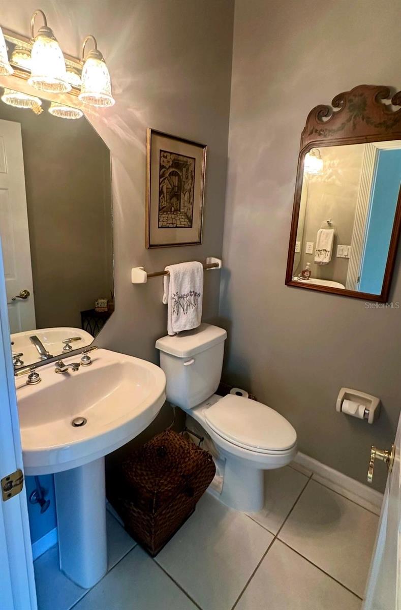 Image 8 of 66 For 55 Bay Pointe Drive