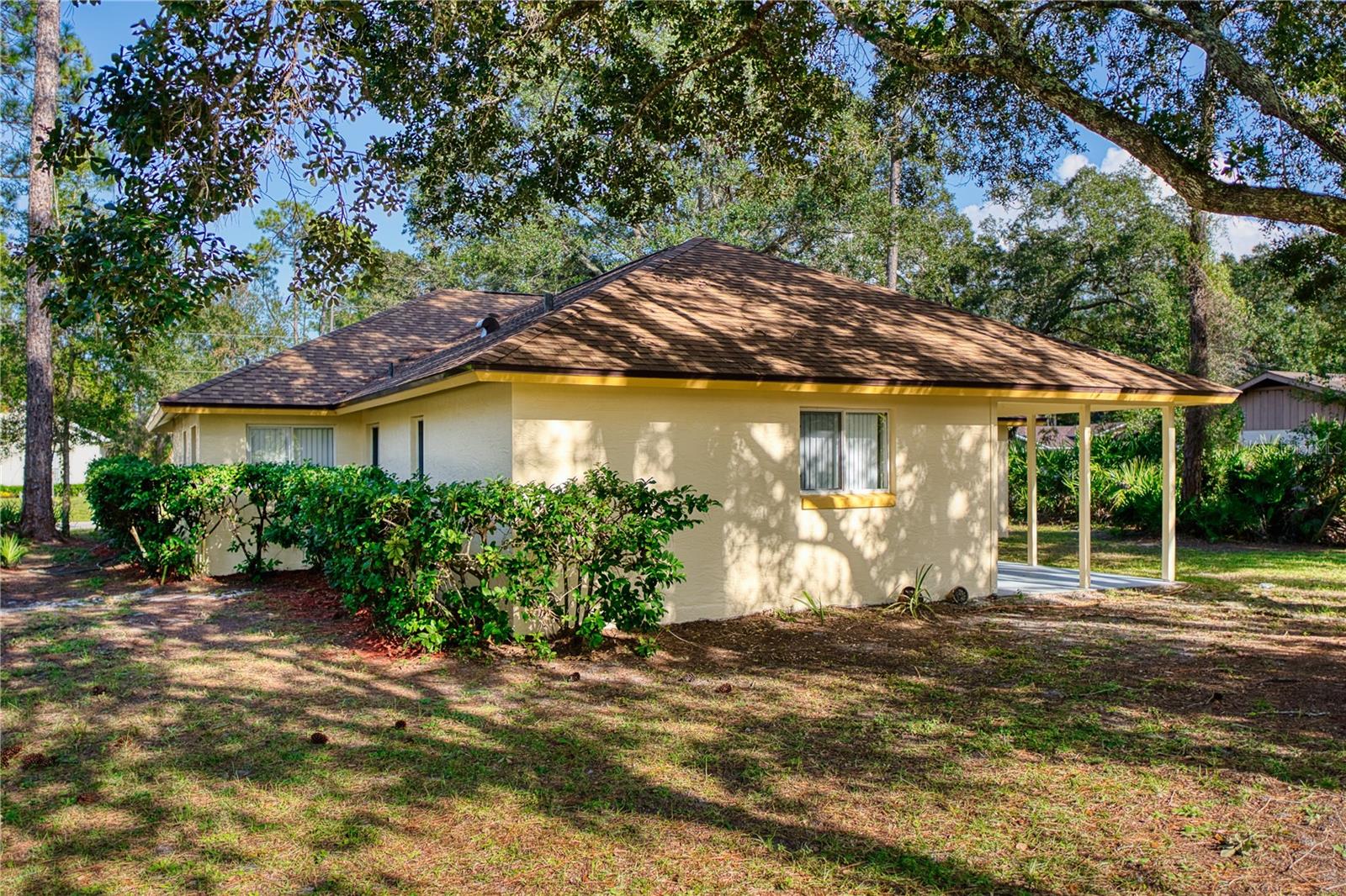 Image 18 of 39 For 14 Wellshire Lane