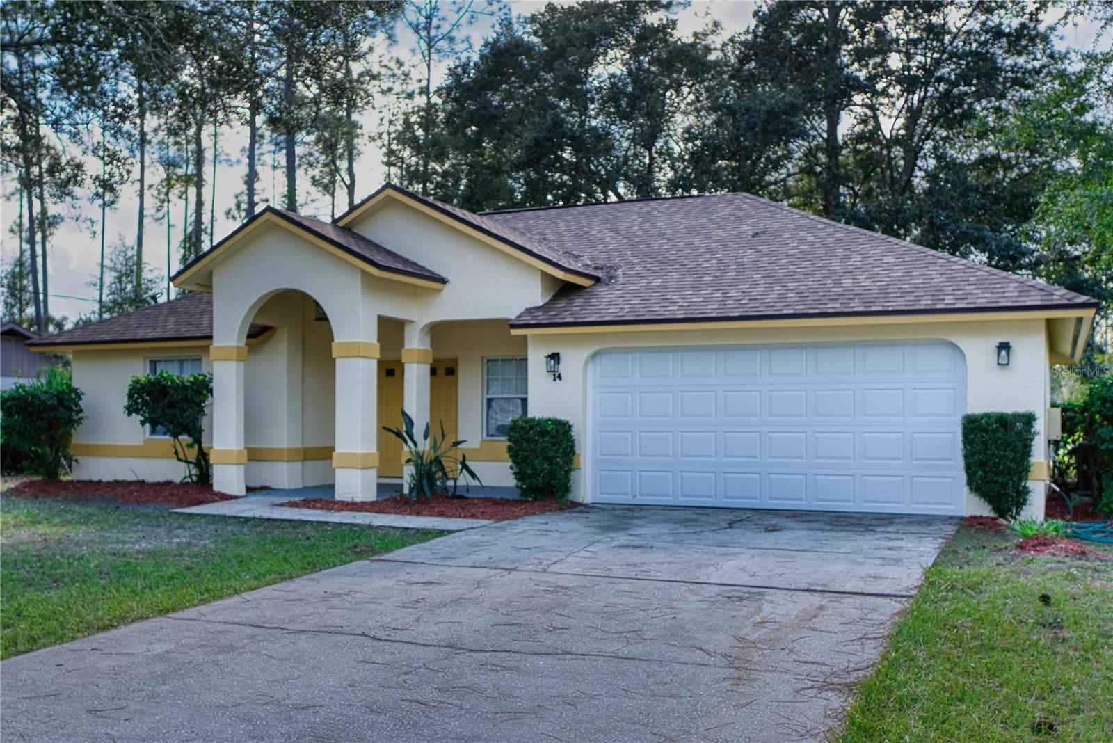 Image 3 of 39 For 14 Wellshire Lane