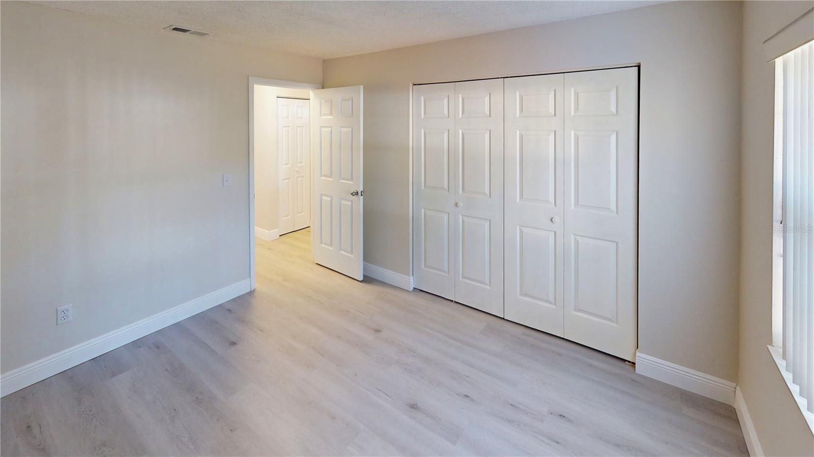 Image 30 of 39 For 14 Wellshire Lane