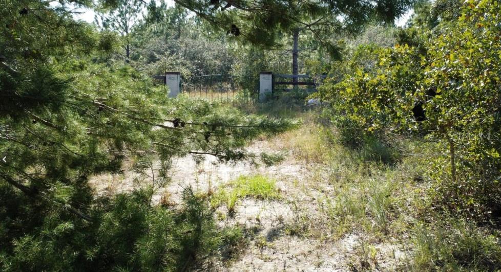 Image 3 of 4 For 4121 Old Kings Road N