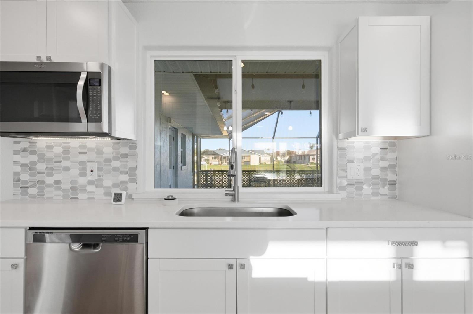 Image 15 of 63 For 7 Clarendon Court S