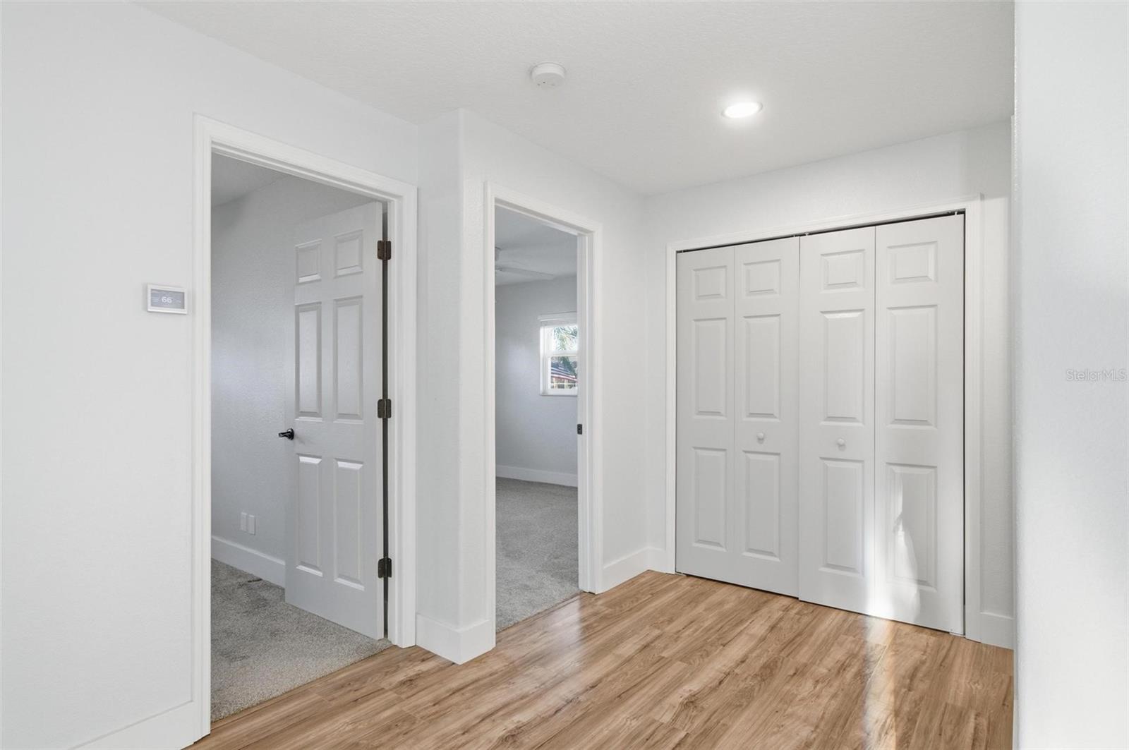 Image 30 of 63 For 7 Clarendon Court S