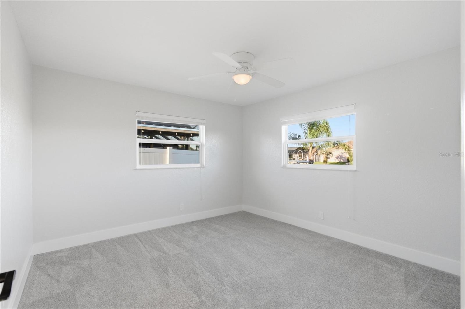 Image 33 of 63 For 7 Clarendon Court S